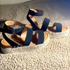 Wedge sandals